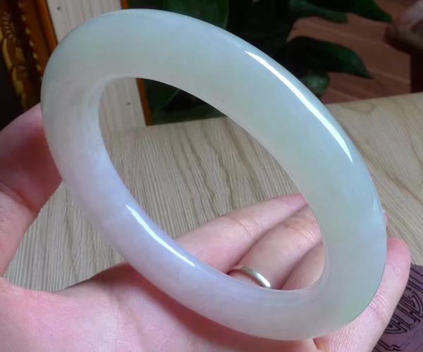 缅甸纯天然a货翡翠玉石